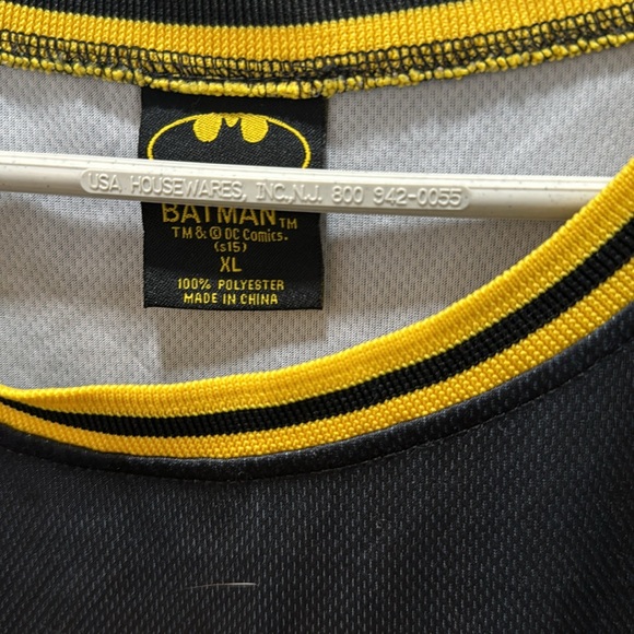 Batman Basketball jersey - Picture 2 of 3